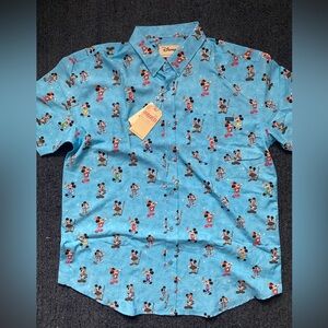 2025 Disney Parks RSVLTS Magic Kingdom Mickey Mouse Shirt Men’s Large BNWT
